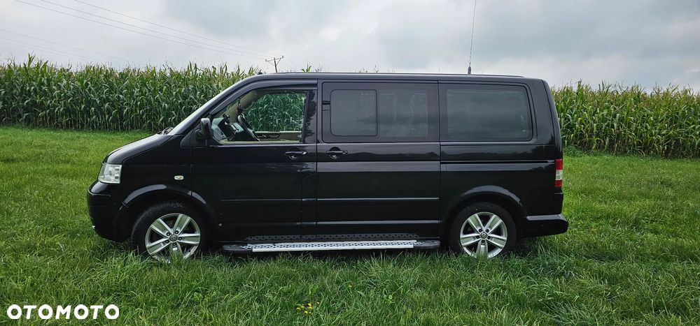 Volkswagen Multivan - 22