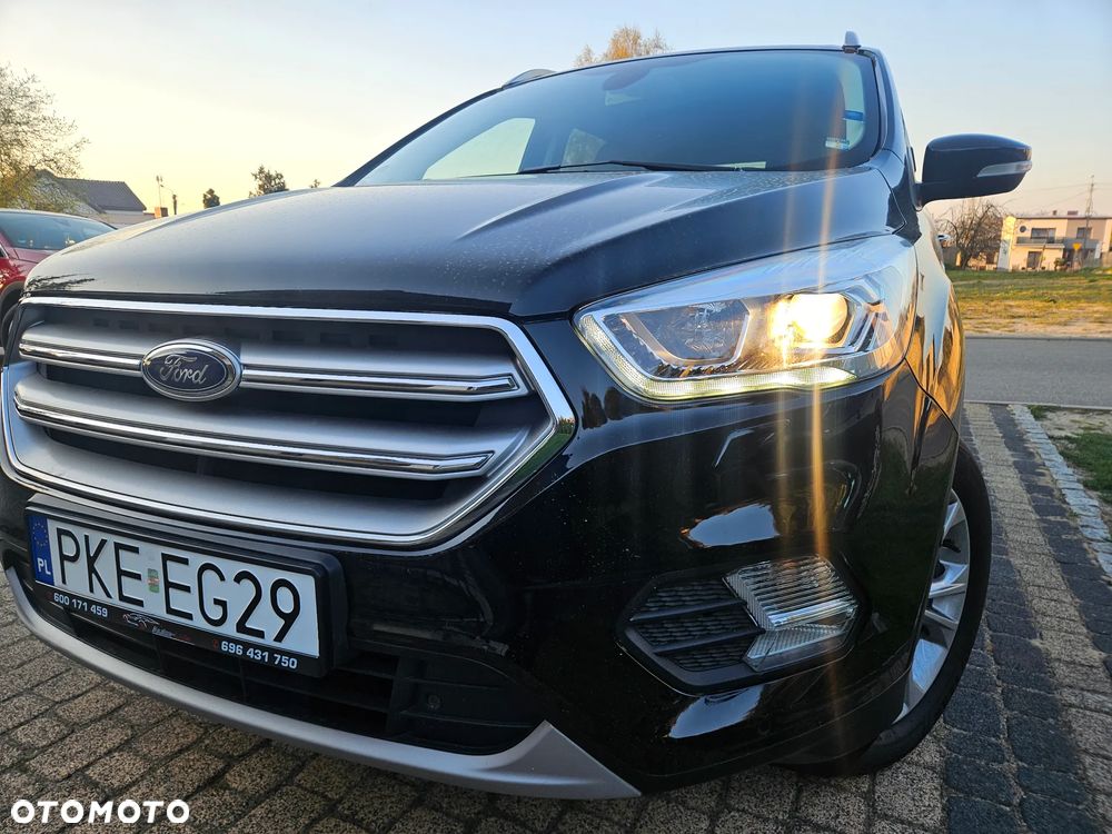 Ford Kuga 1.5 EcoBoost 2x4 Titanium - 8