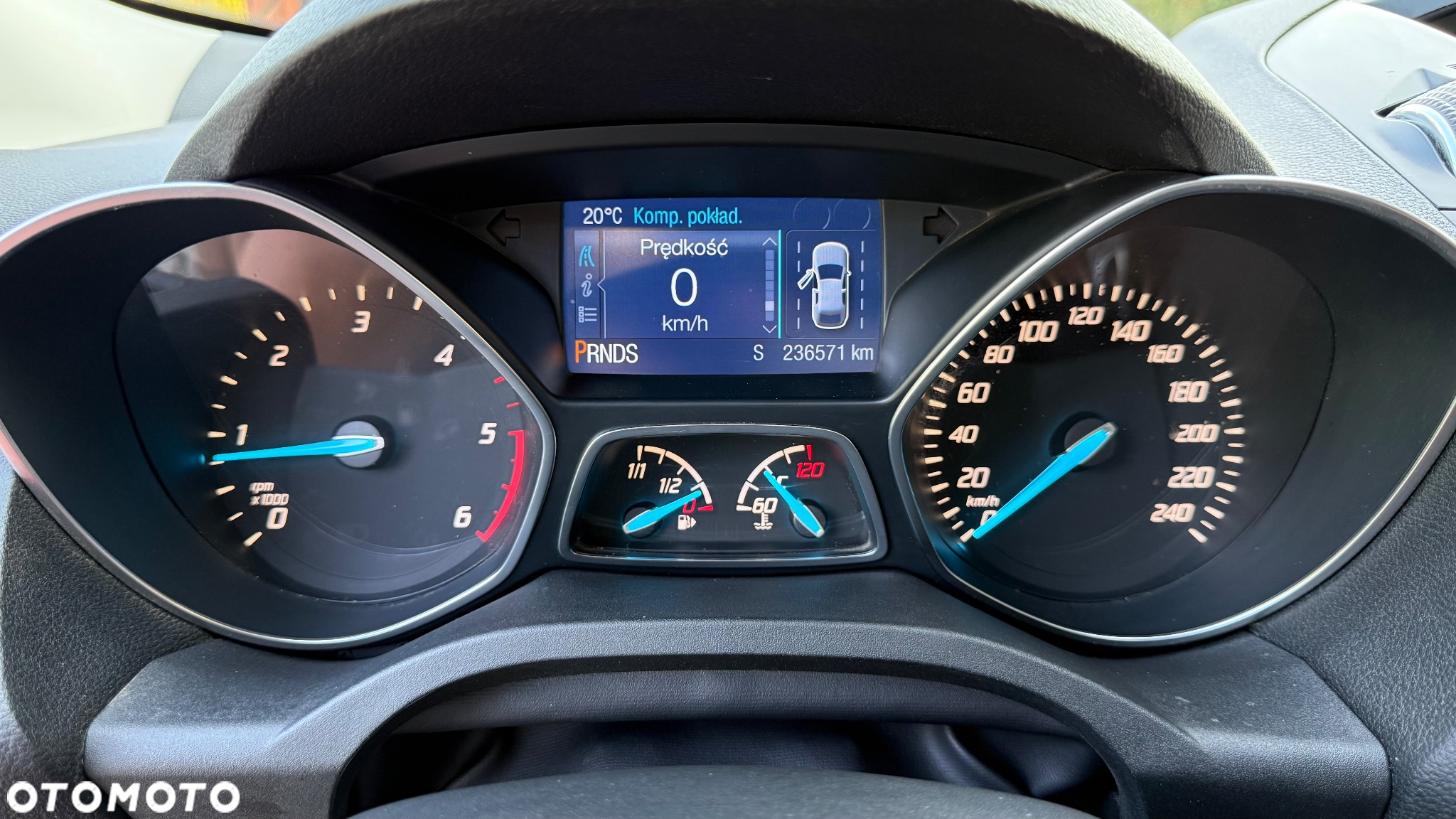 Ford Kuga 2.0 TDCi 4WD Titanium Plus - 22