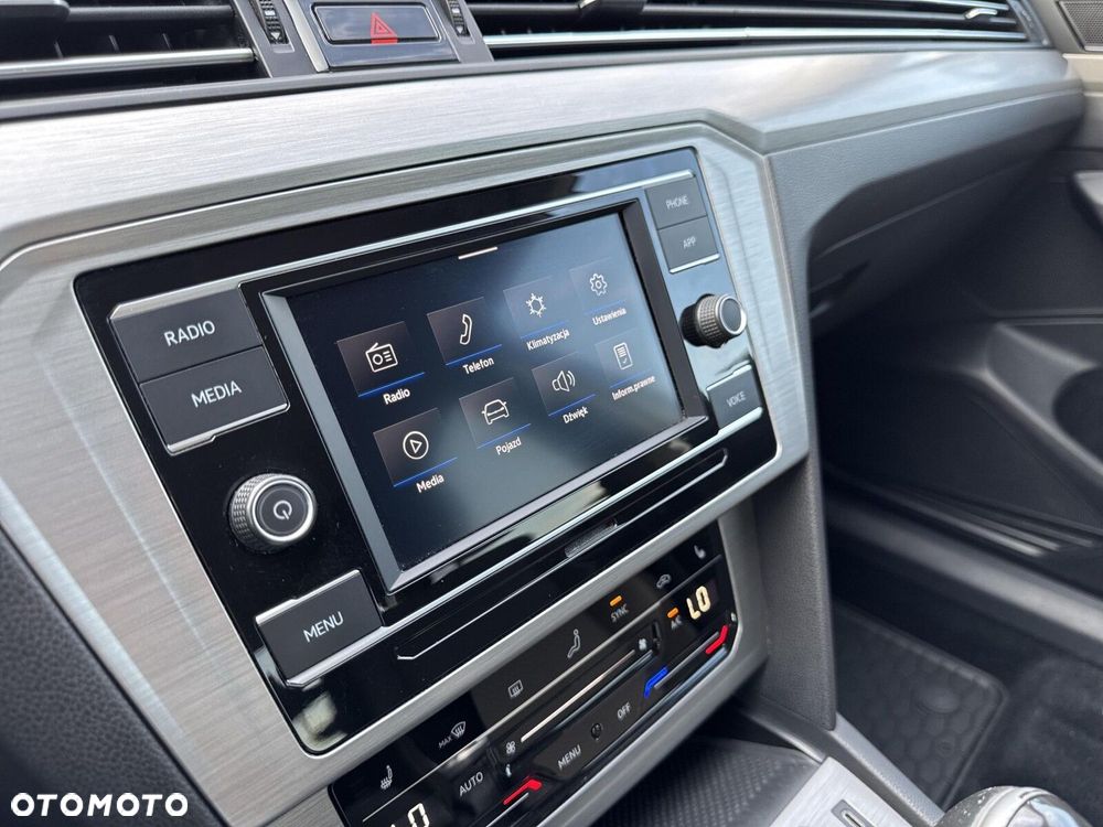 Volkswagen Passat 2.0 TDI EVO Essence - 24