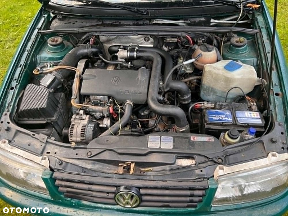 Volkswagen Passat 1.9 TDI CL - 15