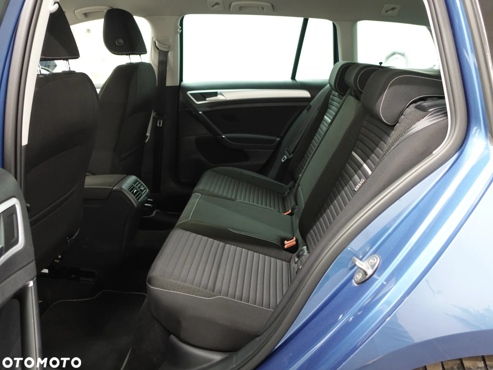 Volkswagen Golf 1.6 TDI 4Motion BlueMotion Technology Cup - 23