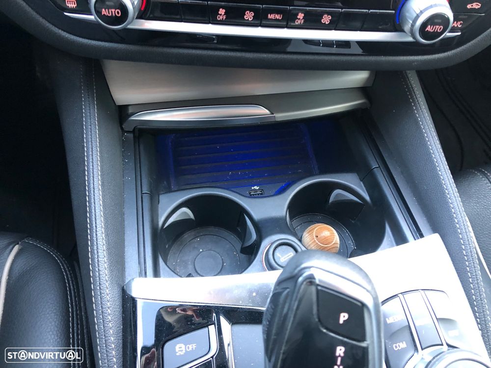 BMW 530 e iPerformance Line Luxury - 17