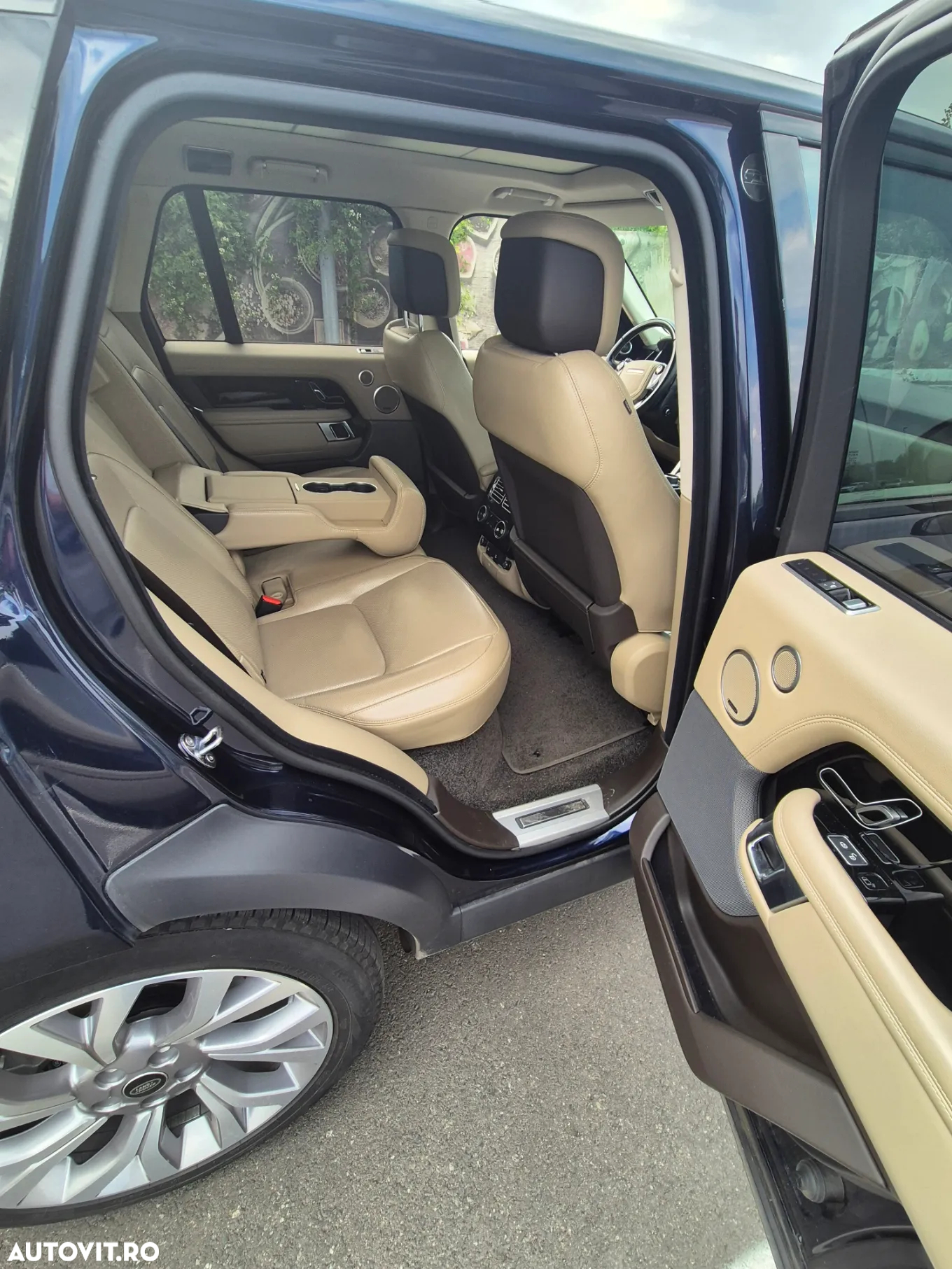Land Rover Range Rover - 14
