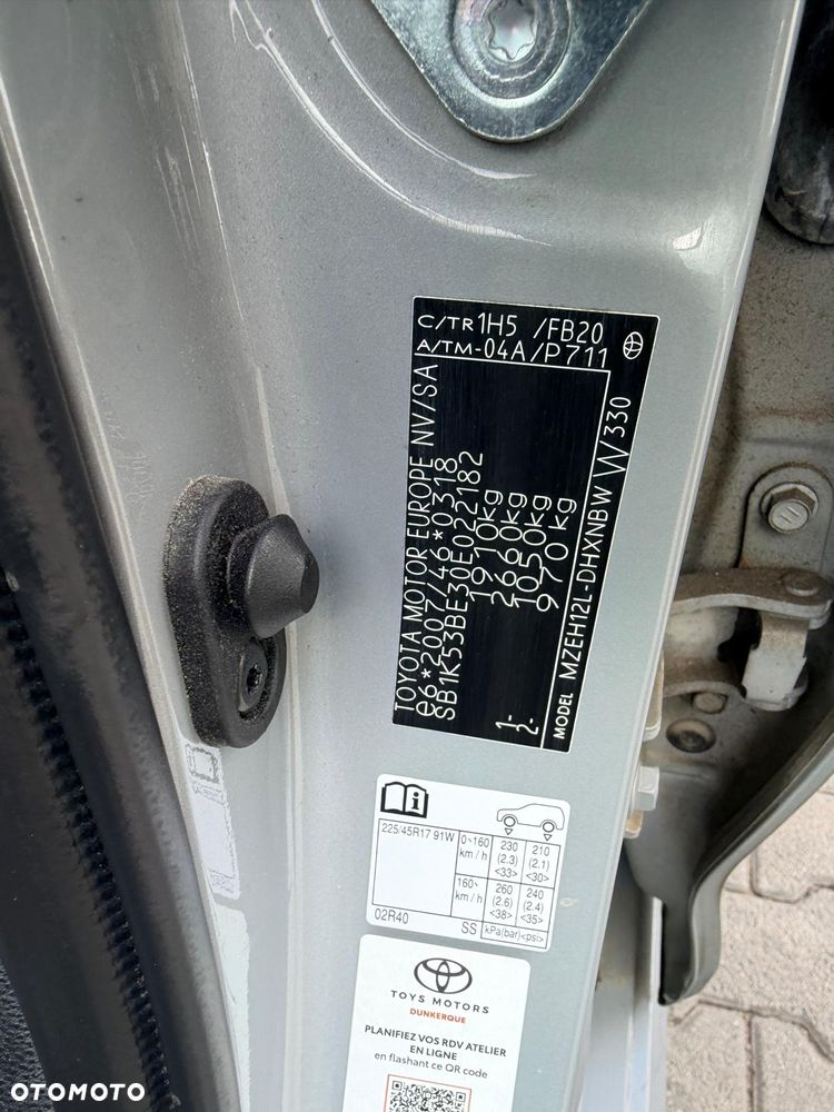 Toyota Corolla 2.0 Hybrid Executive - 15