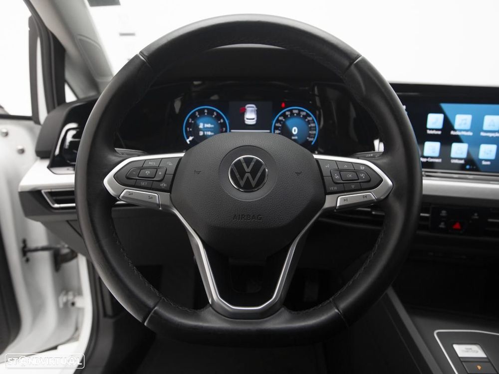 VW Golf 1.5 TGI Confortline DSG - 13