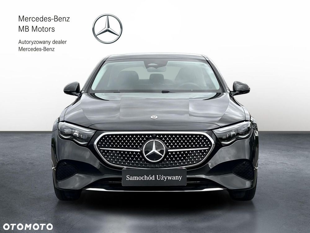 Mercedes-Benz Klasa E - 9