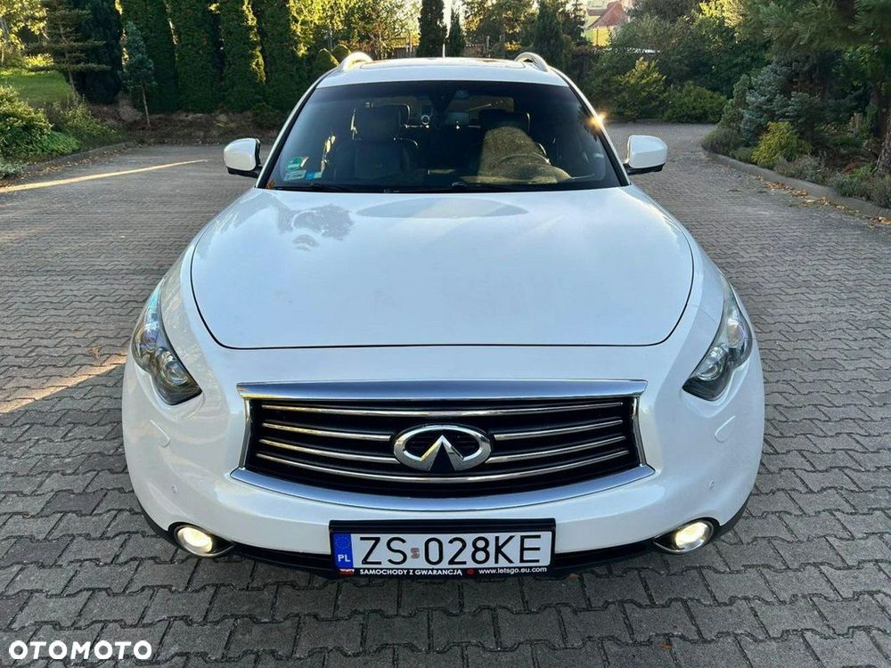 Infiniti FX - 4