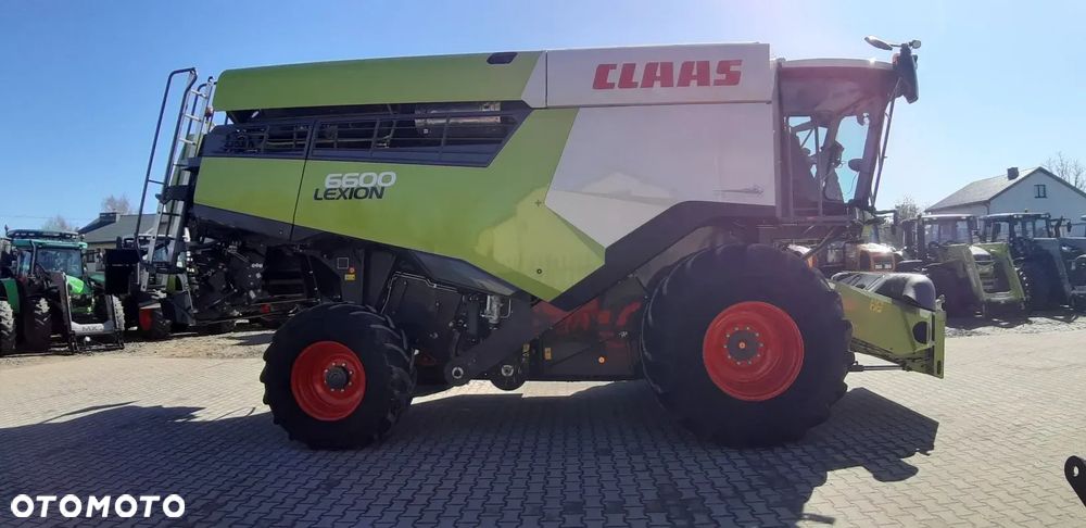 Claas Lexion 6600 + V770 - 2
