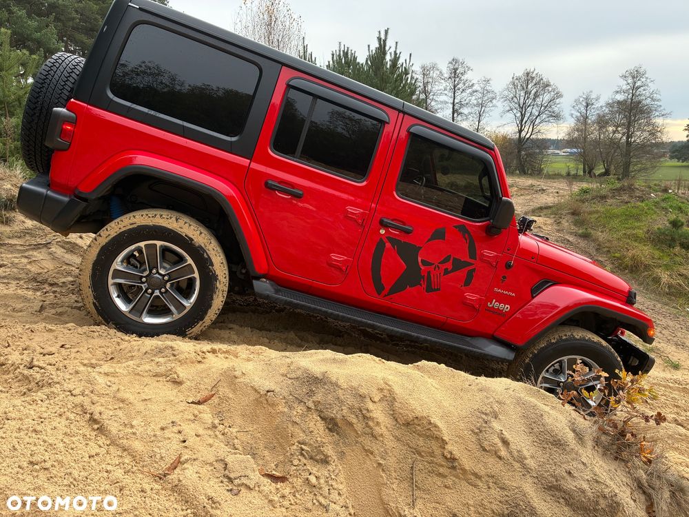 Jeep Wrangler Unlimited GME 2.0 Turbo Sahara - 17