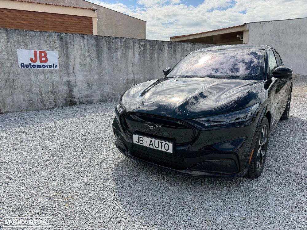 Ford Mustang Mach-E 75.7 kWh Premium AWD - 2