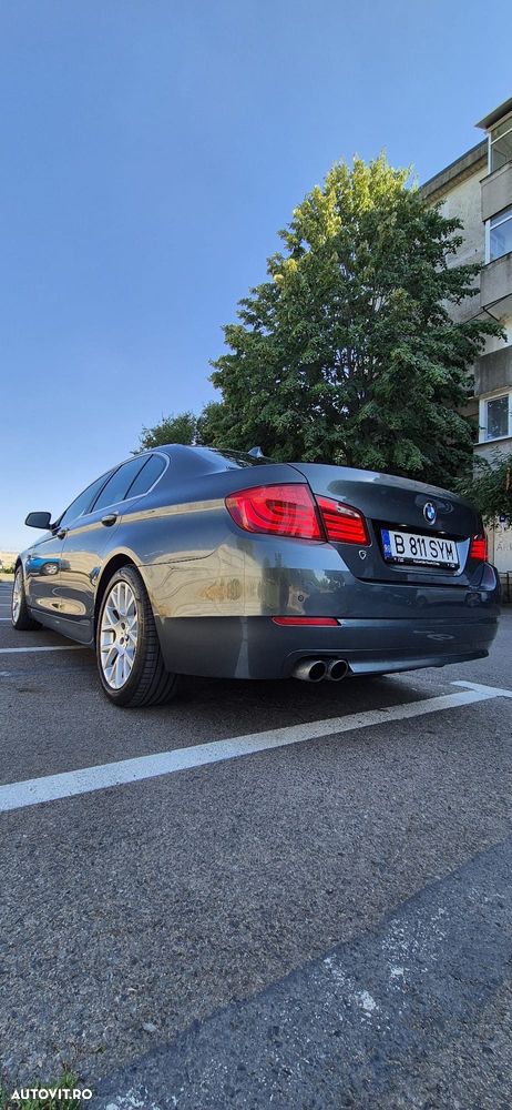 BMW Seria 5 525d xDrive AT - 6