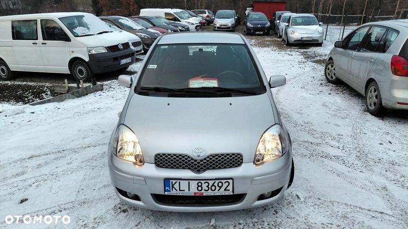 Toyota Yaris 1.4 D-4D - 3