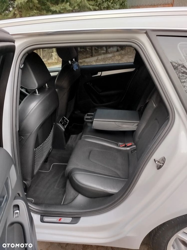 Audi A4 Avant 2.0 TDI DPF Ambiente - 23