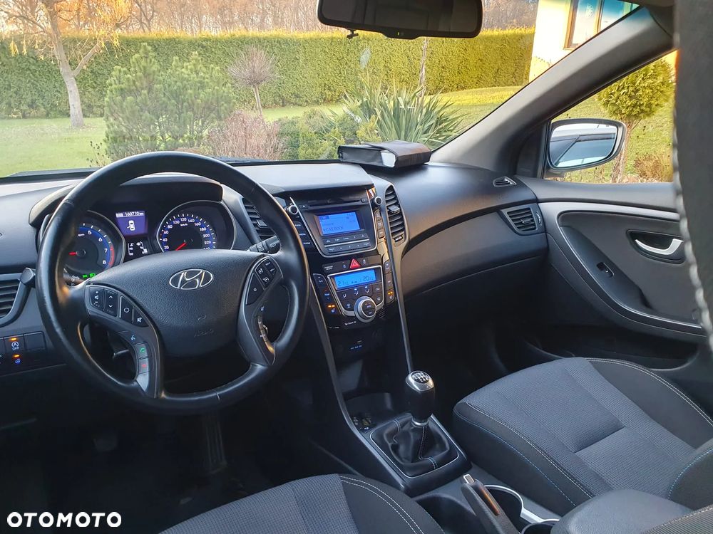 Hyundai i30 1.6 GDI BlueDrive Premium - 16