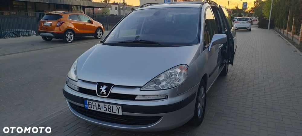 Peugeot 807 V6 205 Platinum Pullmann - 2