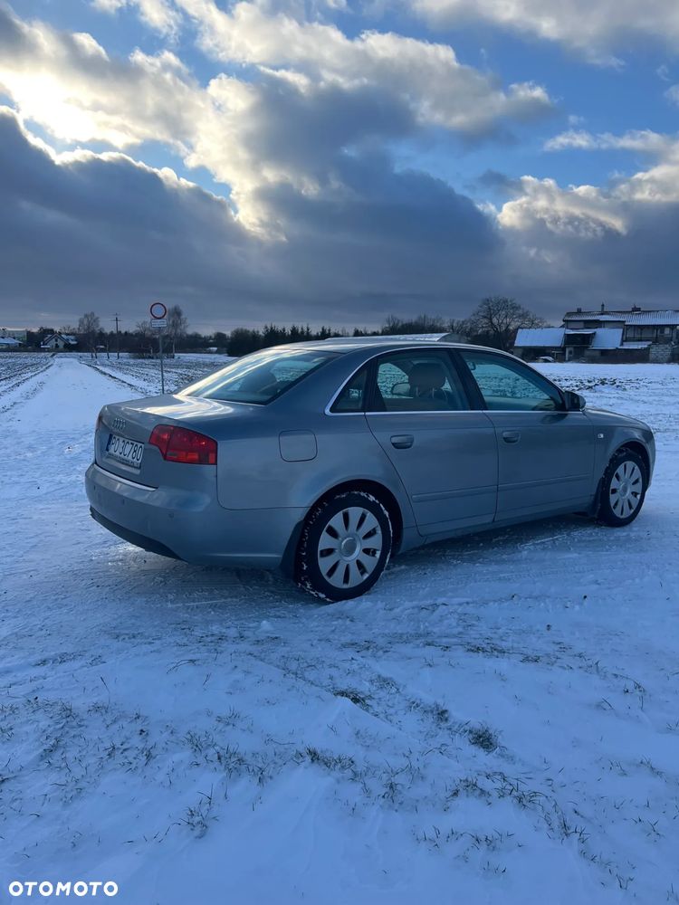 Audi A4 Avant 2.0 TDI multitronic - 5