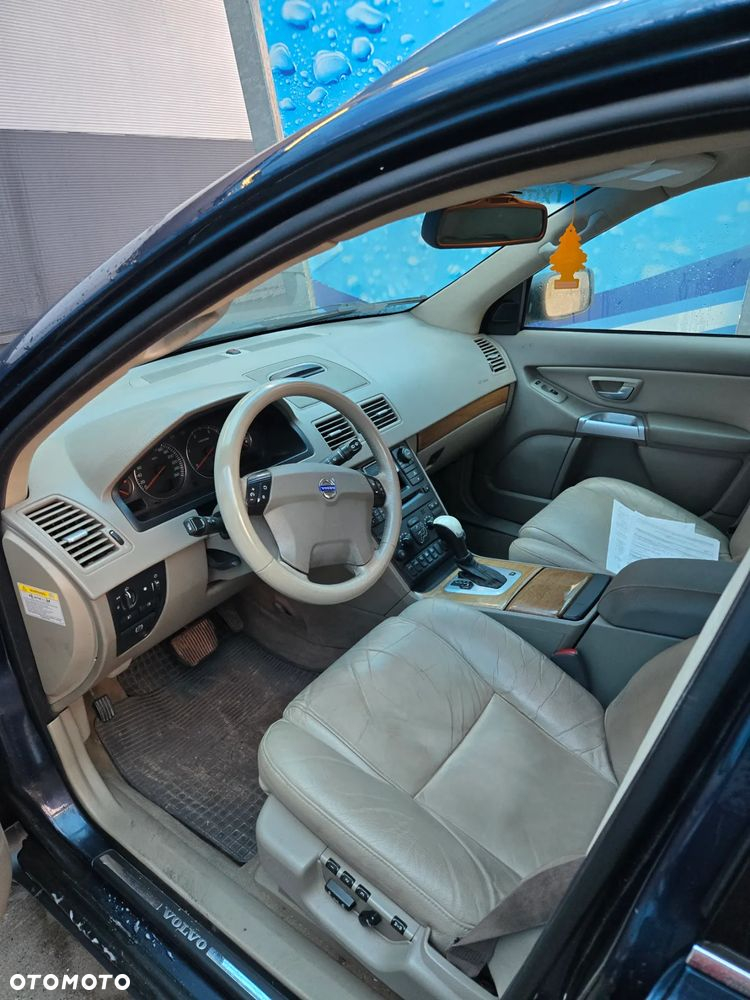 Volvo XC 90 - 4