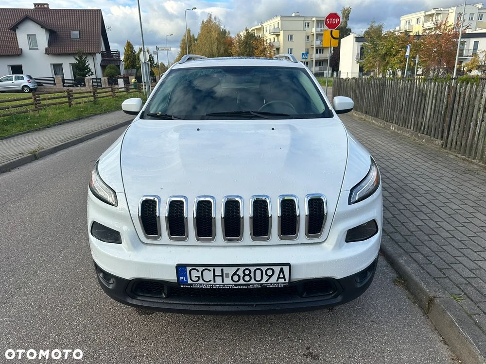 Jeep Cherokee - 2
