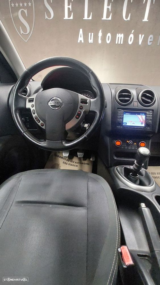 Nissan Qashqai - 10