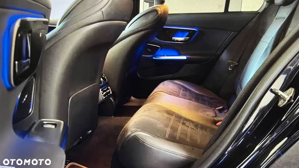 Mercedes-Benz Klasa C 220 d 9G-TRONIC - 14