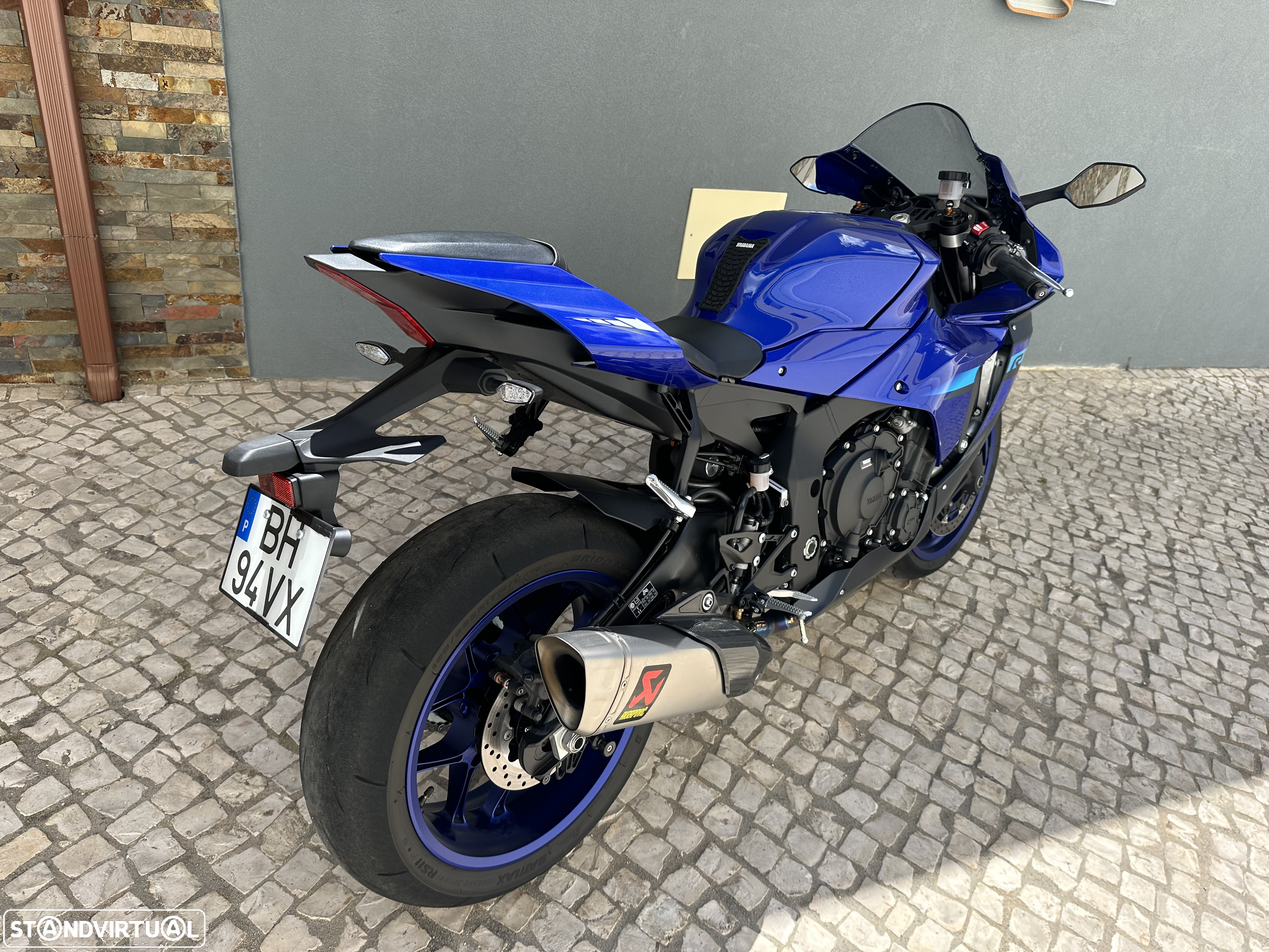 Yamaha YZF r1 modelo de 2024 - 7
