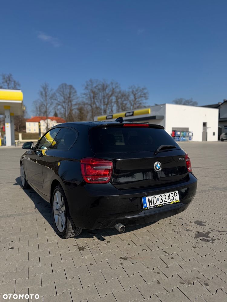 BMW Seria 1 116d - 8
