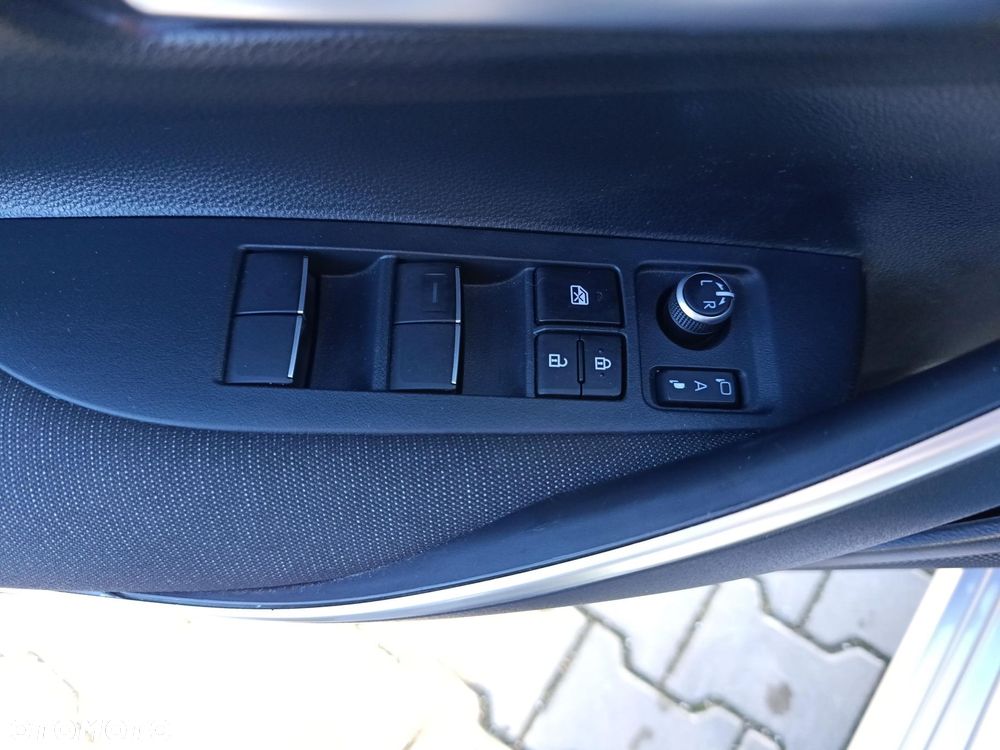 Toyota Corolla 1.8 Hybrid Comfort - 20