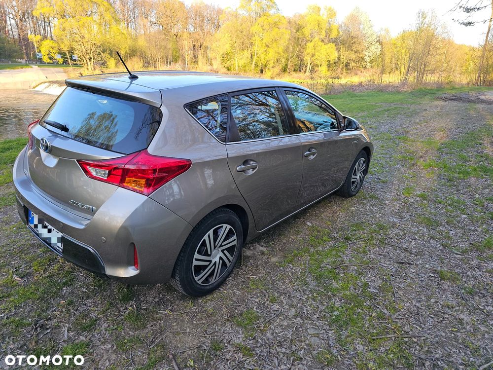 Toyota Auris - 10