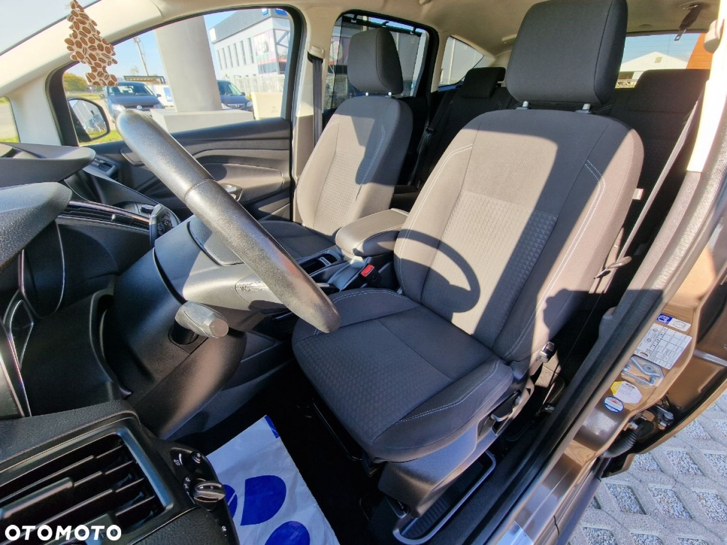 Ford C-MAX - 19