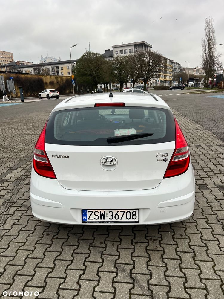 Hyundai i30 i30cw 1.4 Edition Plus - 4