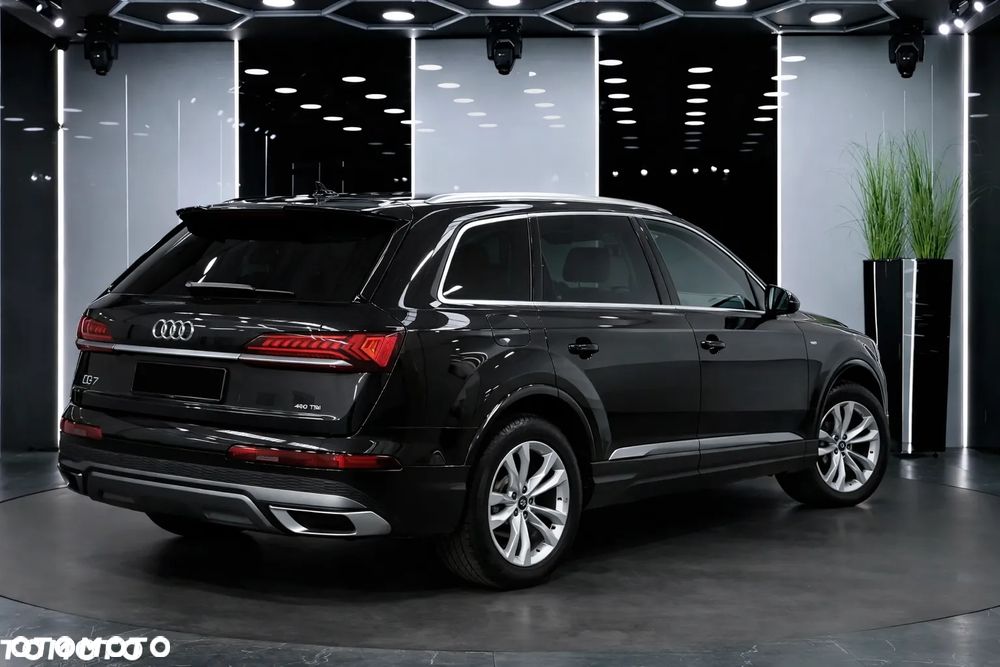 Audi Q7 - 6