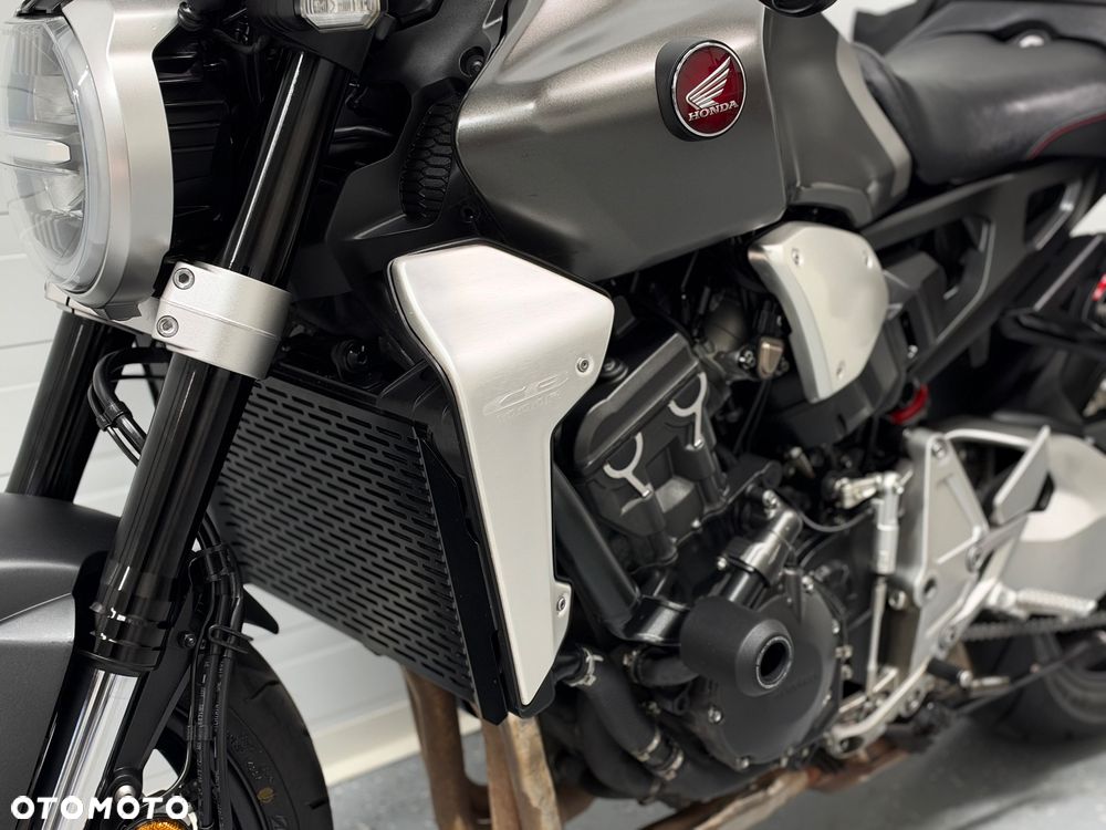 Honda CB - 31
