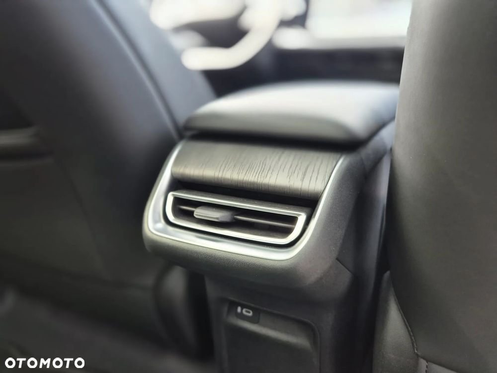 Changan CS75 Plus 1.5T - 18