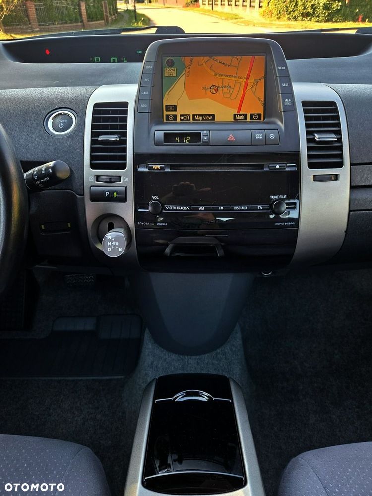 Toyota Prius 1.5 VVT-i Prestige - 23