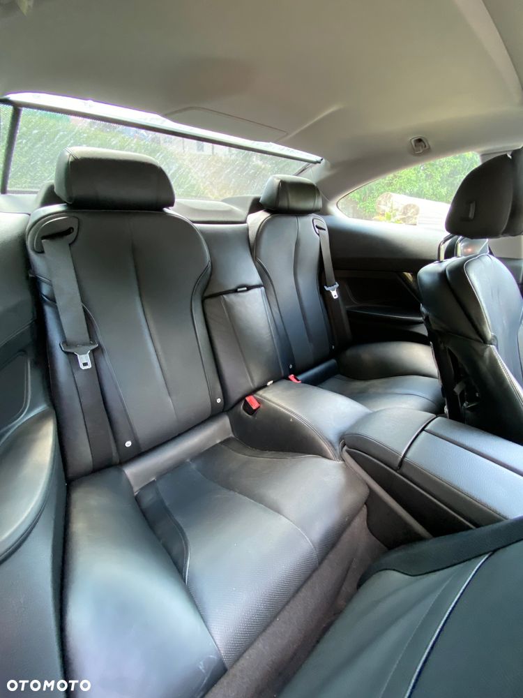 BMW Seria 6 650i xDrive - 16