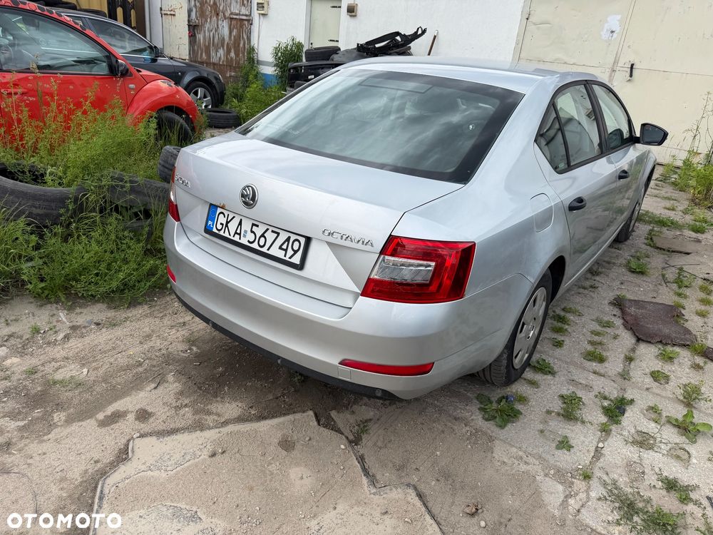 Skoda Octavia 1.6 TDI Fresh - 4