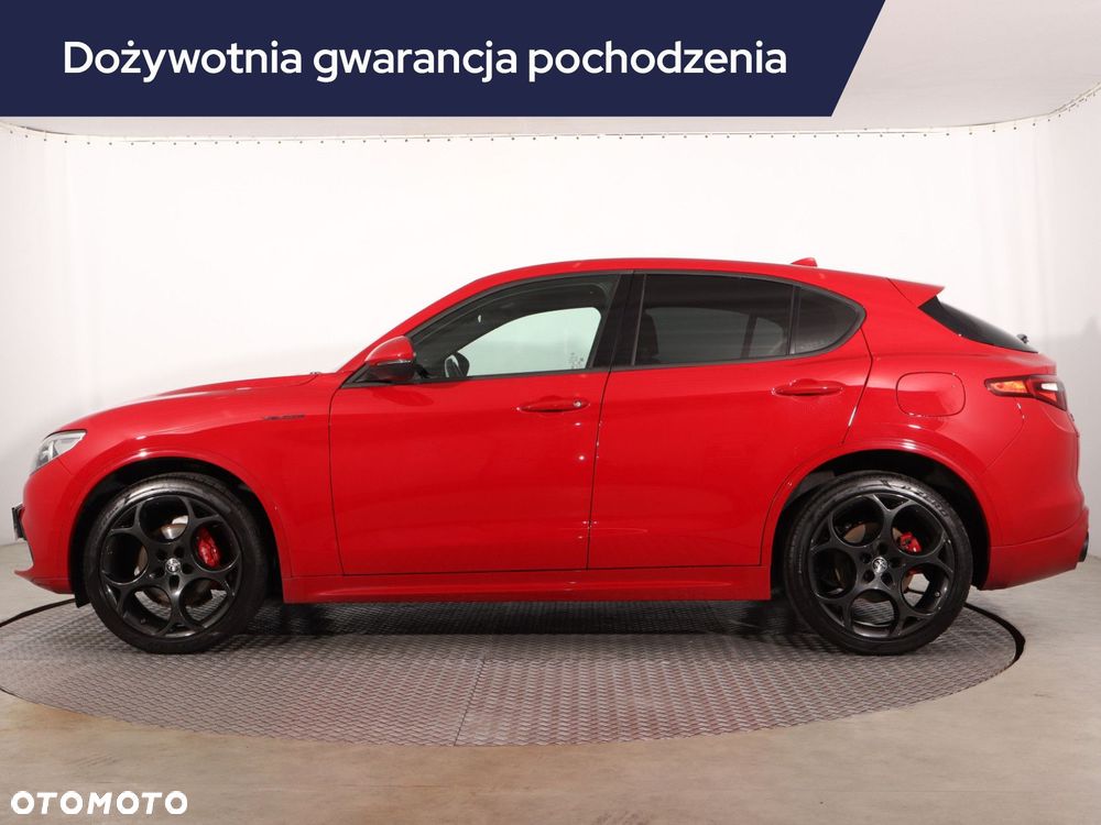 Alfa Romeo Stelvio - 4