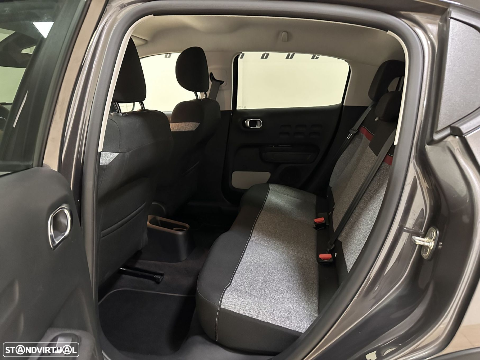 Citroën C3 1.2 PureTech C-Series - 38