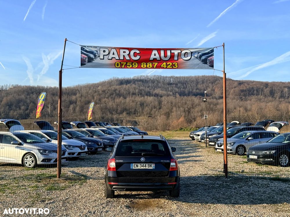 Skoda Octavia Combi 1.6 TDI DSG Premium Edition - 10