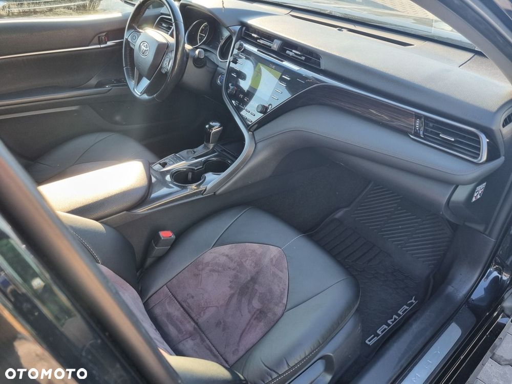 Toyota Camry 2.5 Hybrid Prestige CVT - 12