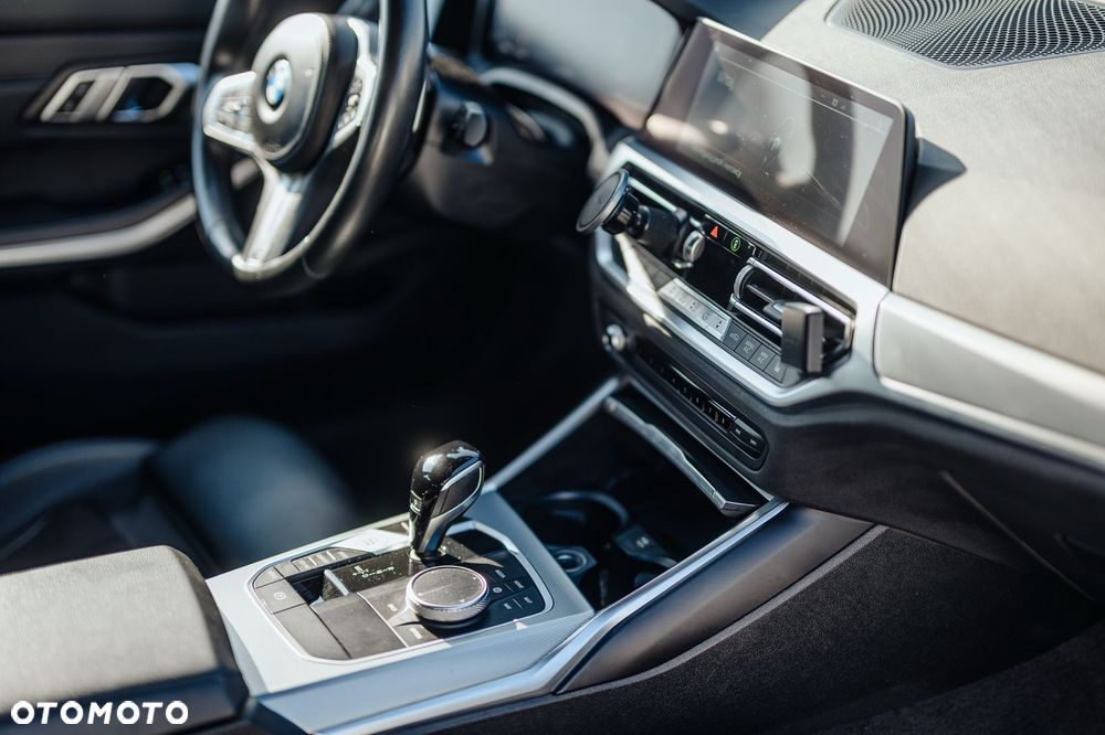 BMW Seria 3 320d mHEV M Sport sport - 9