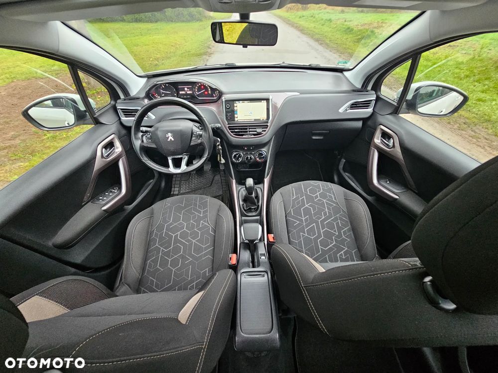 Peugeot 2008 e-HDi FAP 92 STOP & START Allure - 6
