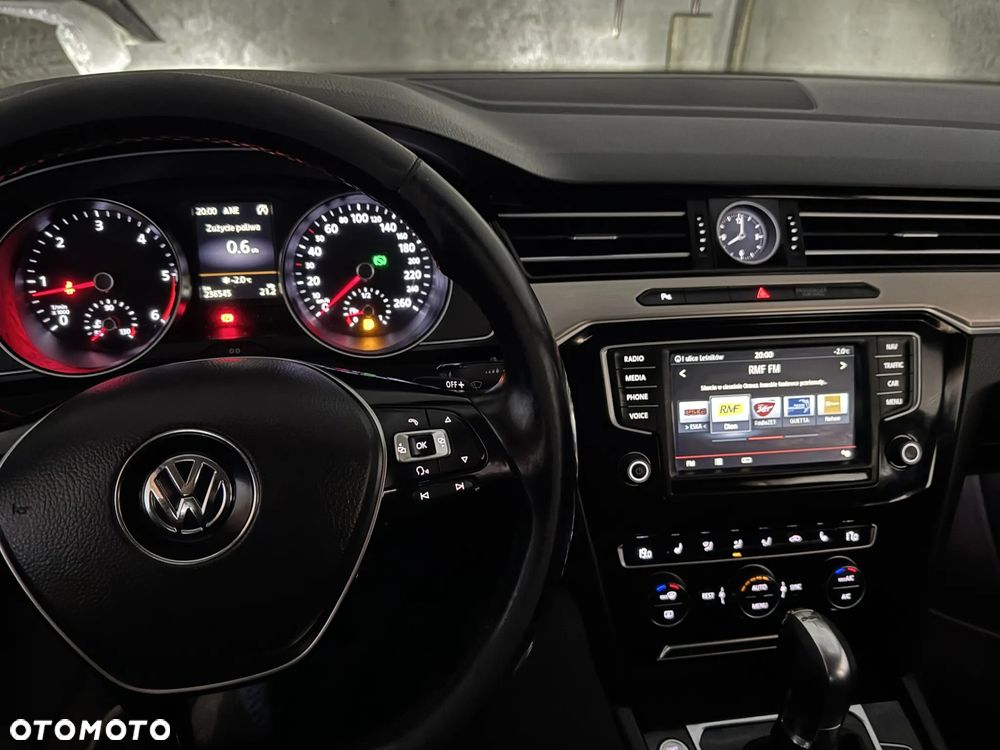 Volkswagen Passat 2.0 TDI BMT Highline DSG - 5