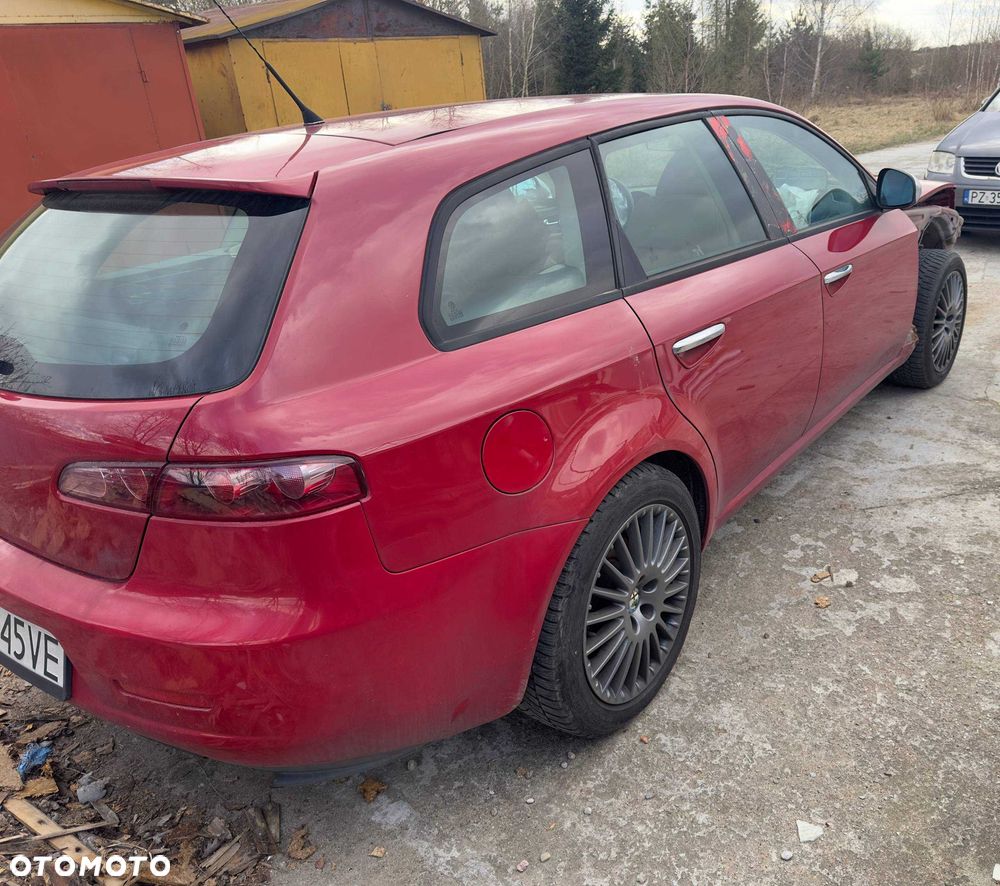Alfa Romeo 159 - 2