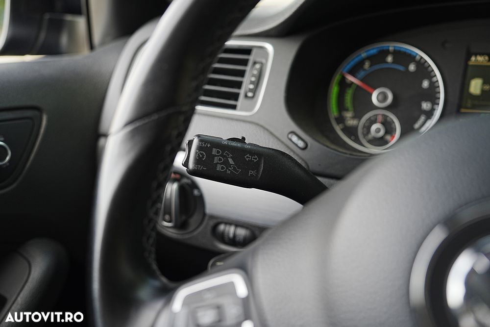 Volkswagen Jetta 1.4 DSG Comfortline - 27