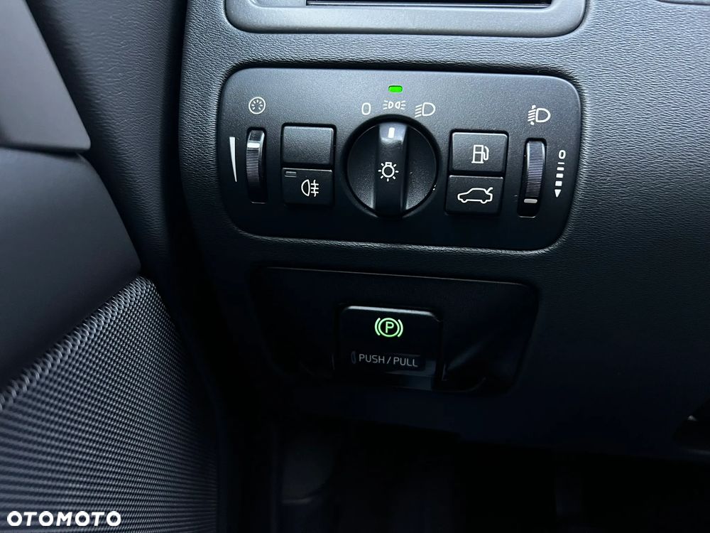 Volvo V70 2.0 Kinetic - 19