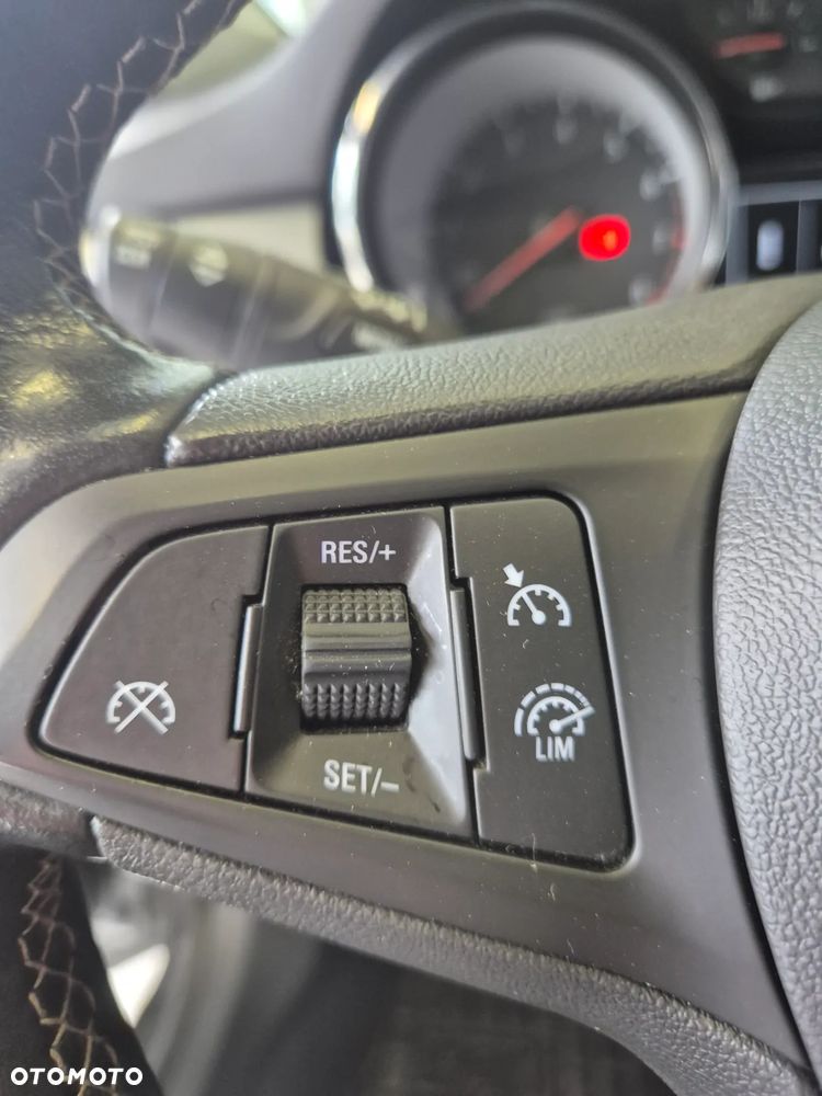 Opel Astra V 1.2 T Elegance S&S - 22