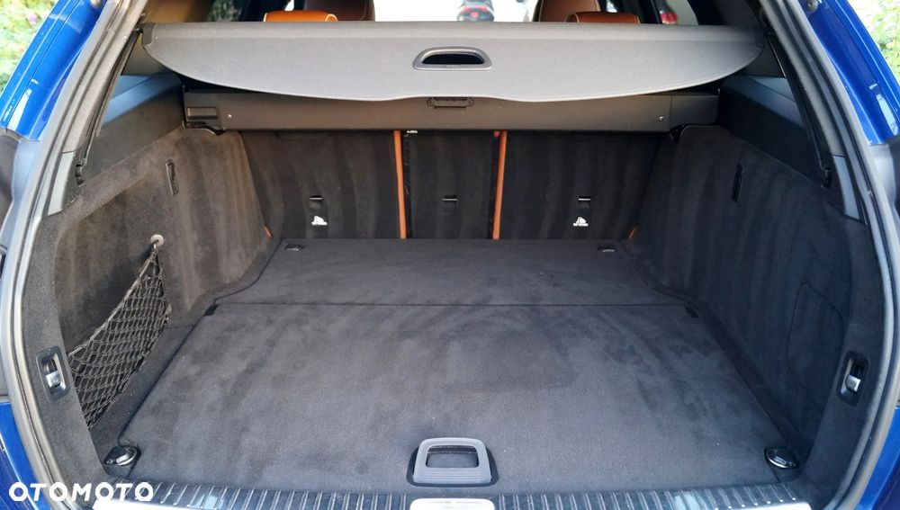 Mercedes-Benz Klasa C AMG 43 4Matic T 9G-TRONIC - 31