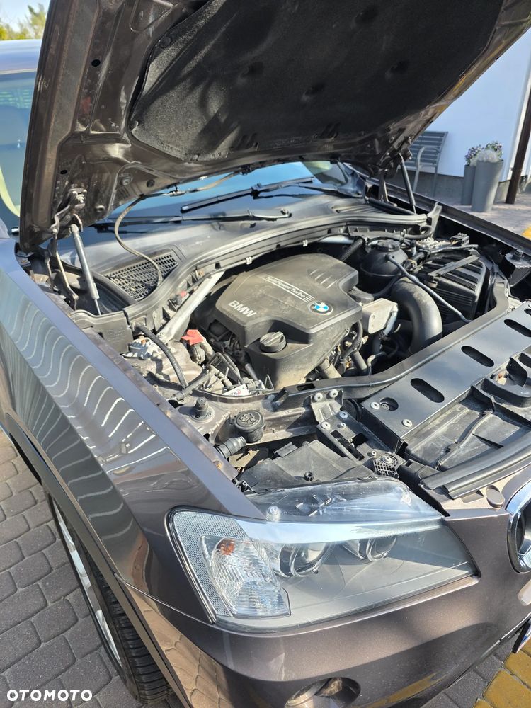 BMW X3 28i xDrive - 16